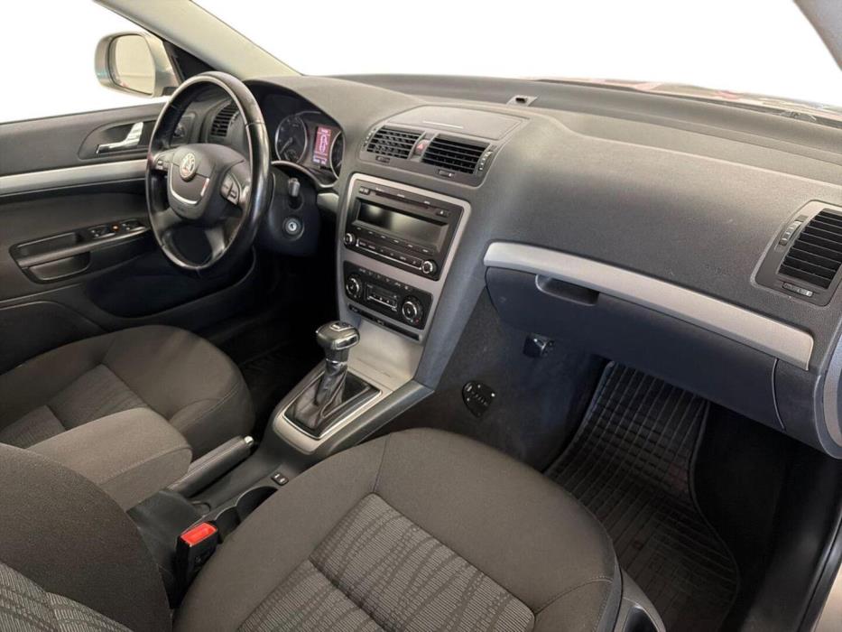 SKODA Octavia 2013