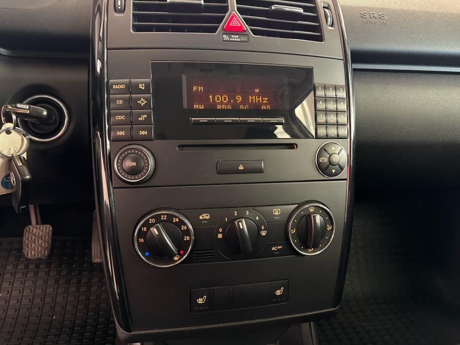 MERCEDES-BENZ A 2006
