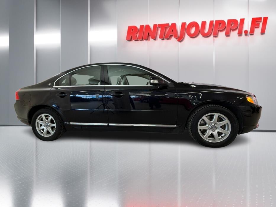 VOLVO S80 2011
