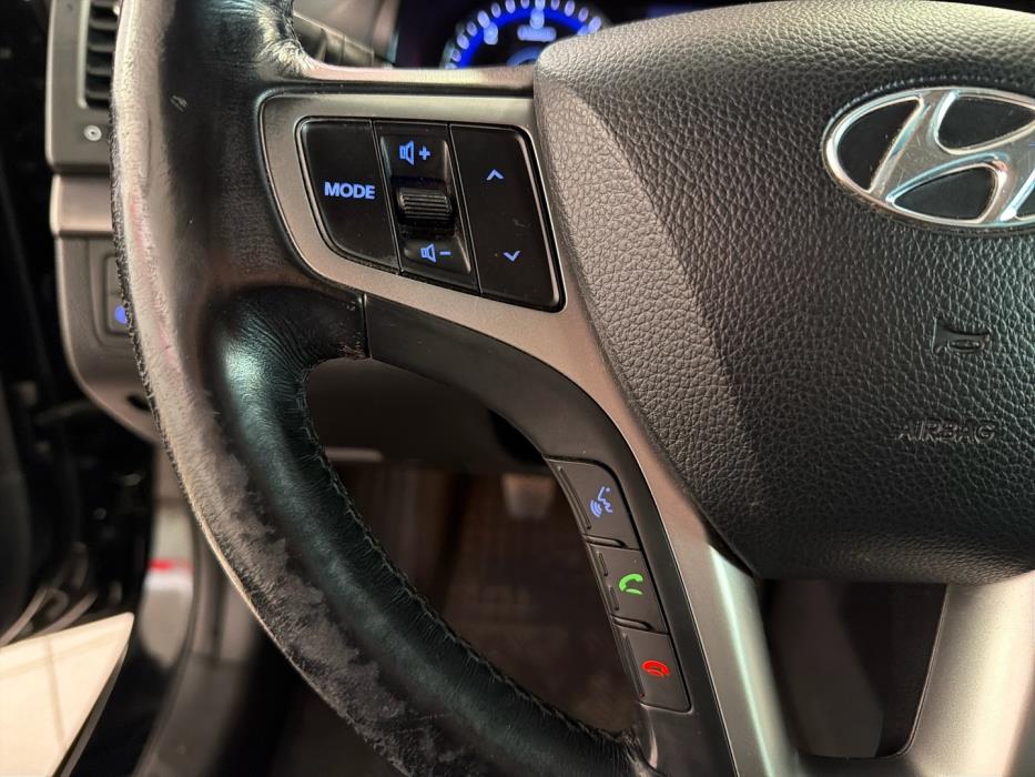 HYUNDAI i40 2012