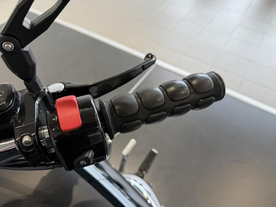 SUZUKI INTRUDER 2007