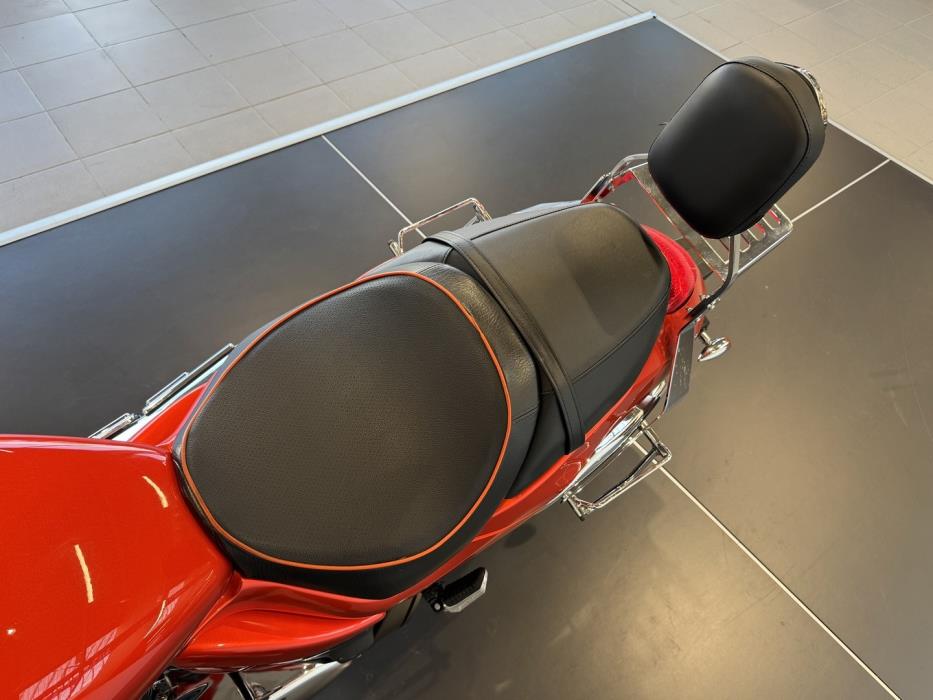 SUZUKI INTRUDER 2008