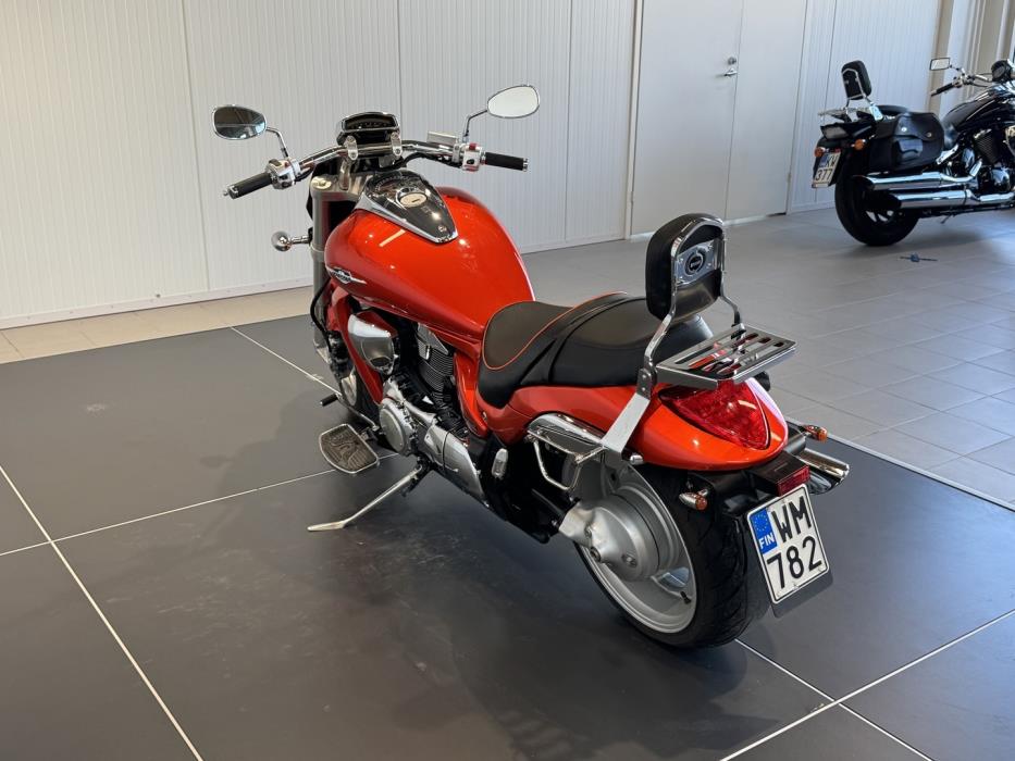 SUZUKI INTRUDER 2008