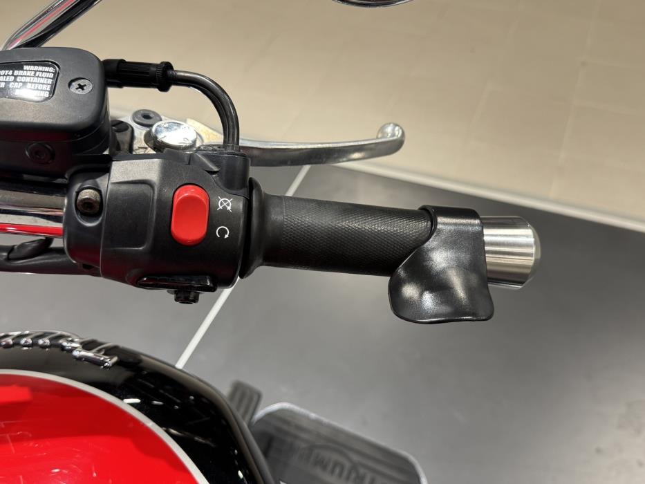 TRIUMPH ROCKET III 2007