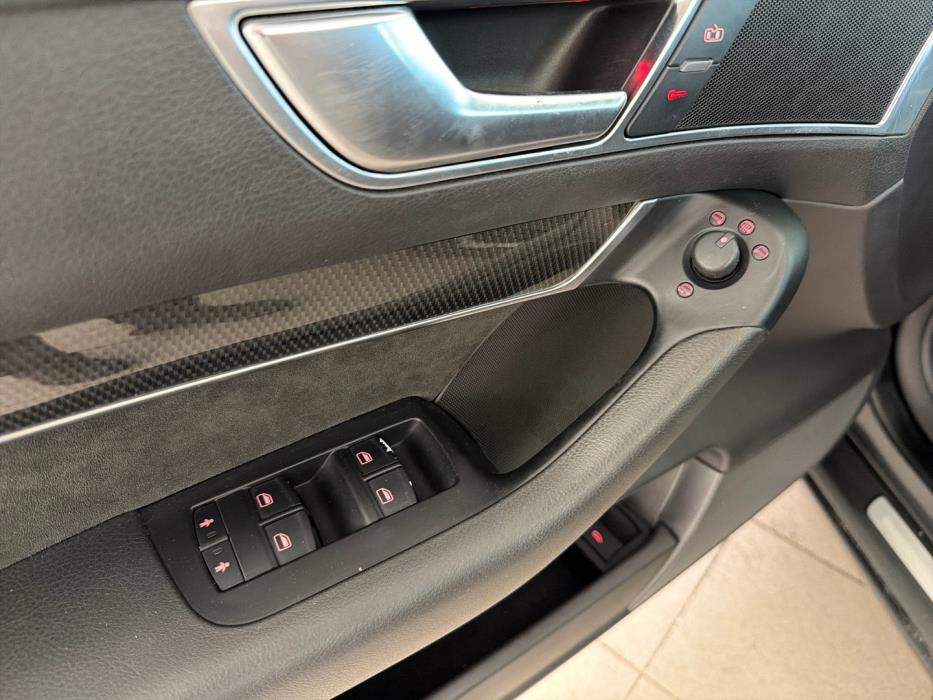 AUDI S6 2006