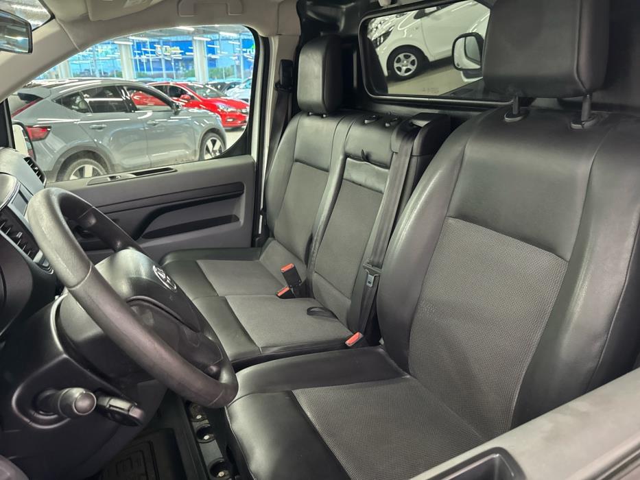 TOYOTA Proace 2017