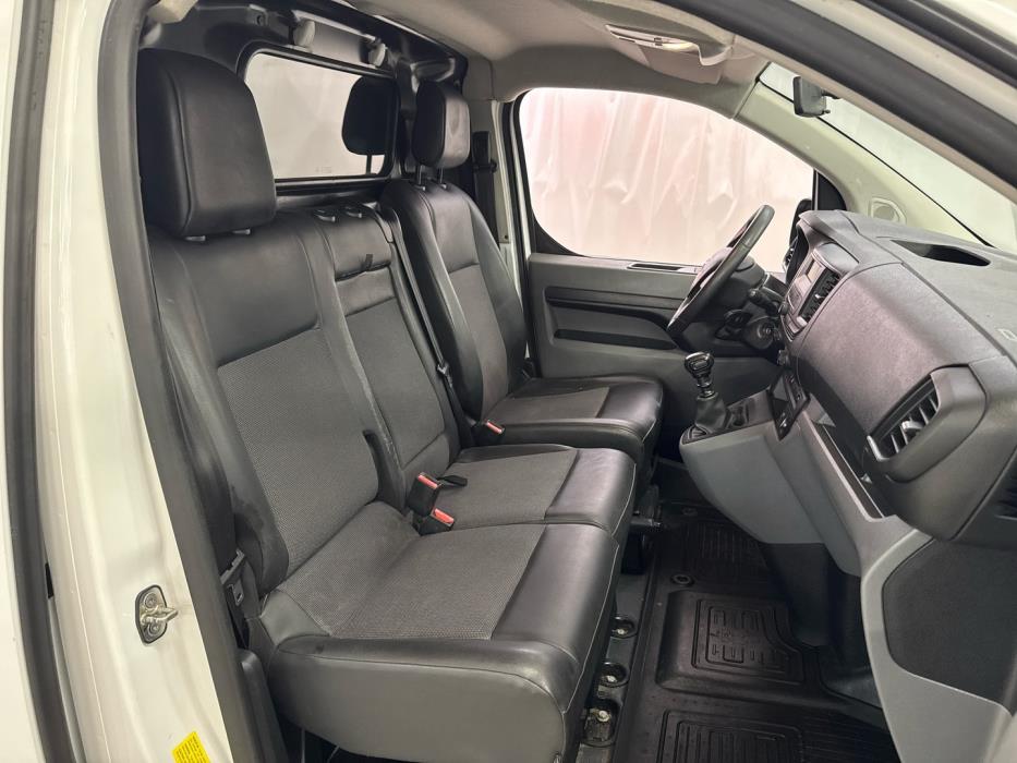 TOYOTA Proace 2017