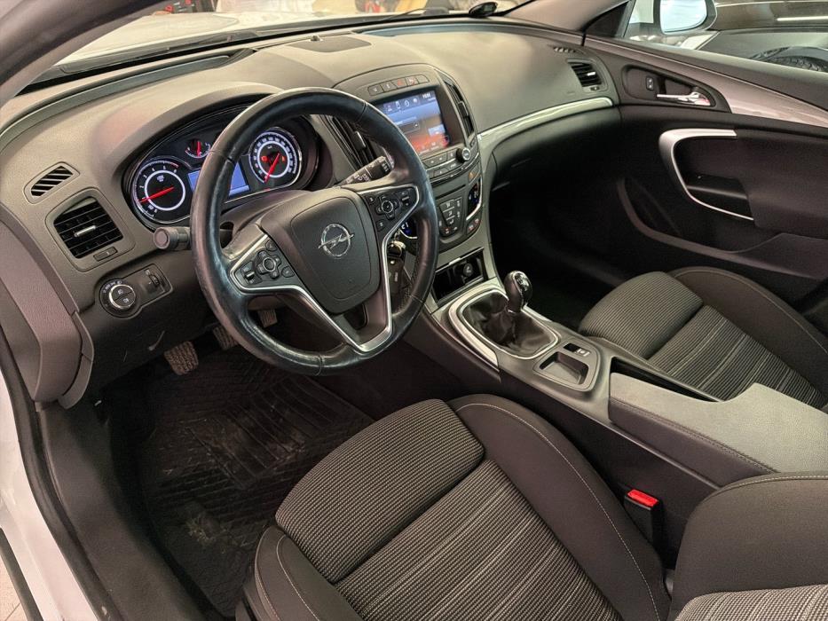 OPEL Insignia 2016