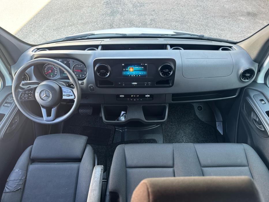 MERCEDES-BENZ Sprinter 2019