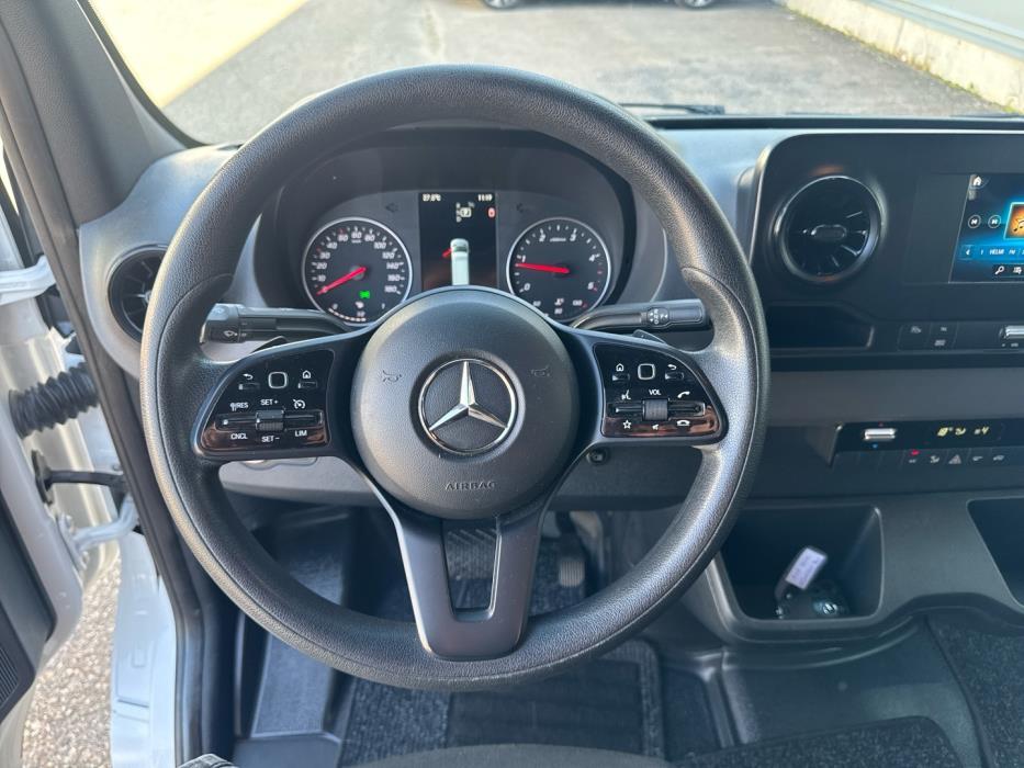 MERCEDES-BENZ Sprinter 2019