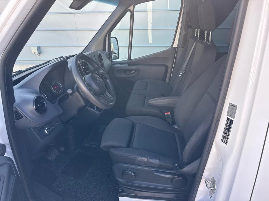 MERCEDES-BENZ Sprinter 2019