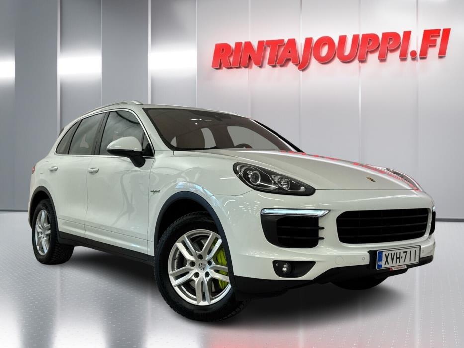 PORSCHE Cayenne 2015