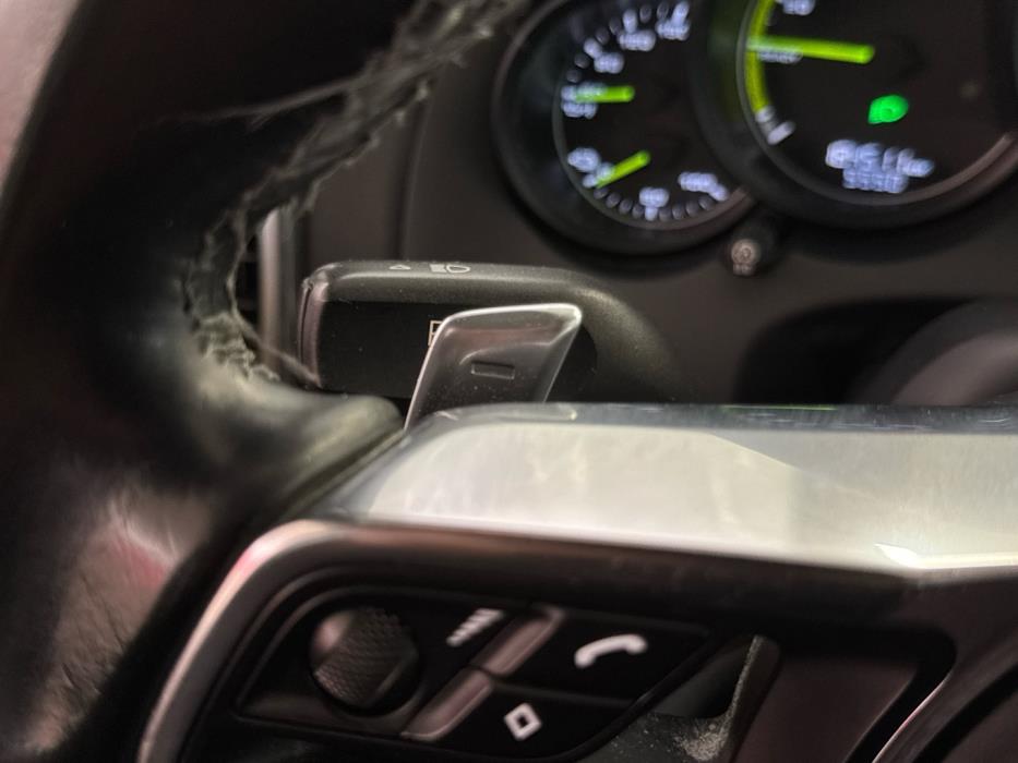 PORSCHE Cayenne 2015