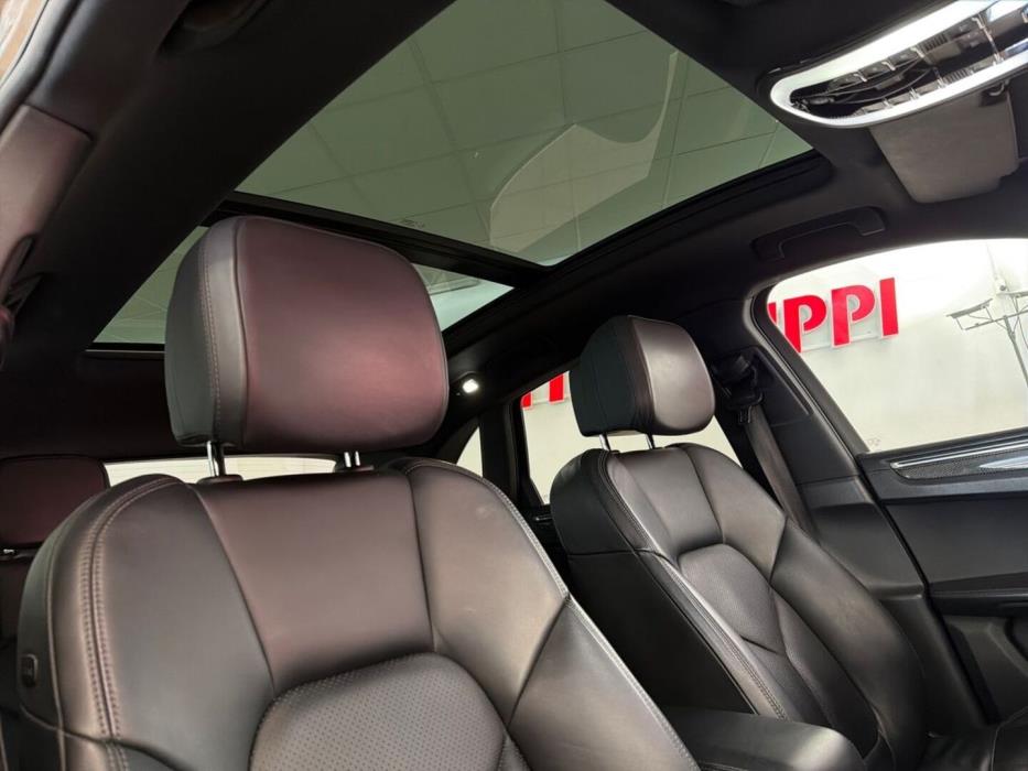 PORSCHE Macan 2015