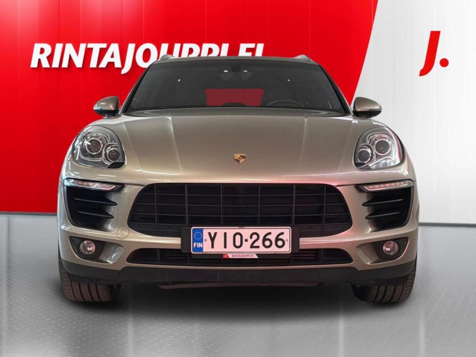 PORSCHE Macan 2015