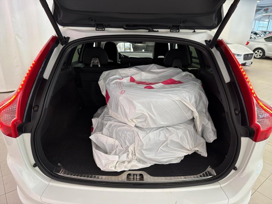 VOLVO XC60 2016
