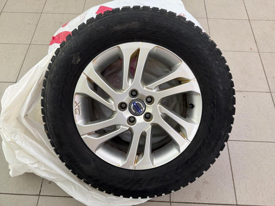 VOLVO XC60 2016