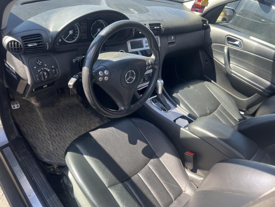 MERCEDES-BENZ C 2006