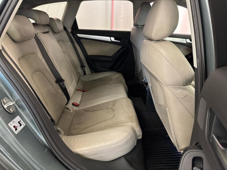 AUDI A4 allroad quattro 2010