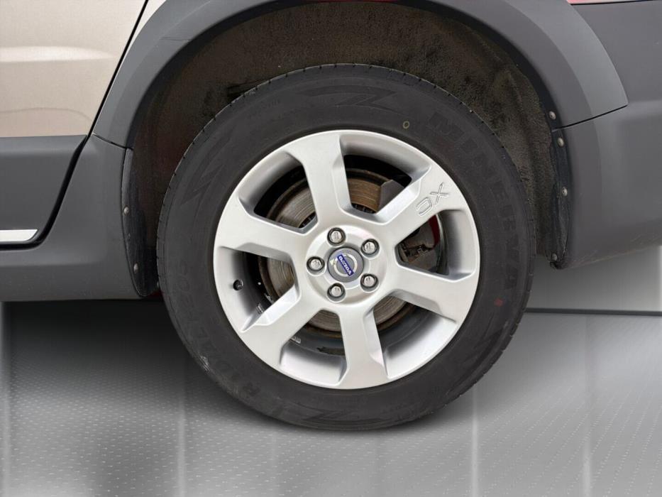 VOLVO XC70 2010