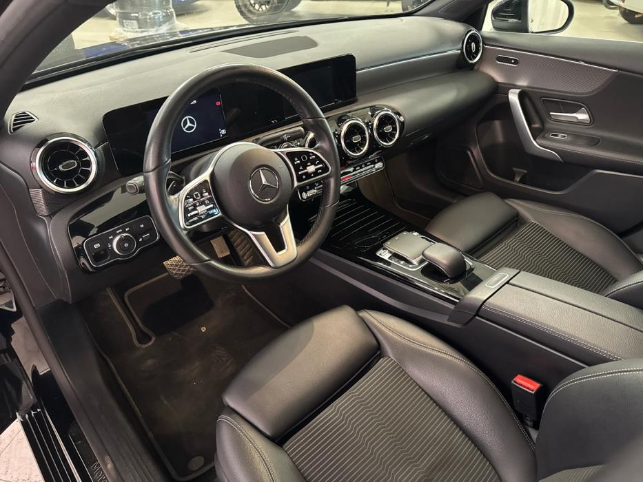 MERCEDES-BENZ A 2019