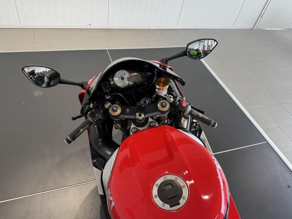SUZUKI GSX-R 2002
