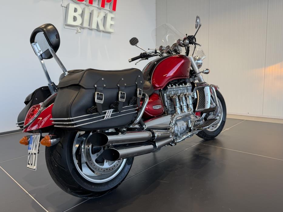 TRIUMPH ROCKET III 2009