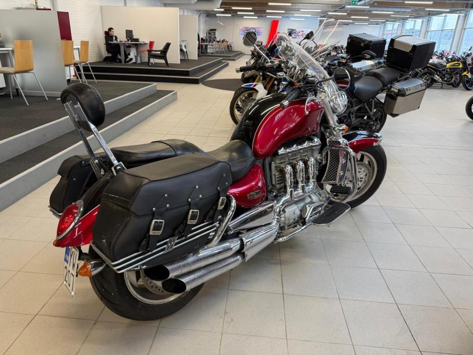 TRIUMPH ROCKET III 2009