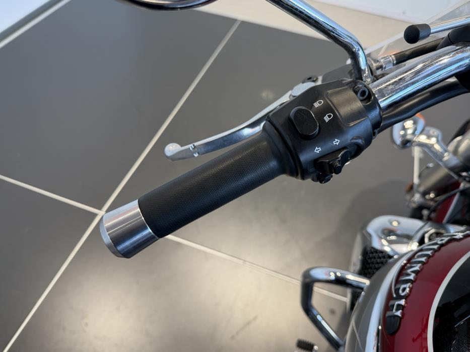 TRIUMPH ROCKET III 2009