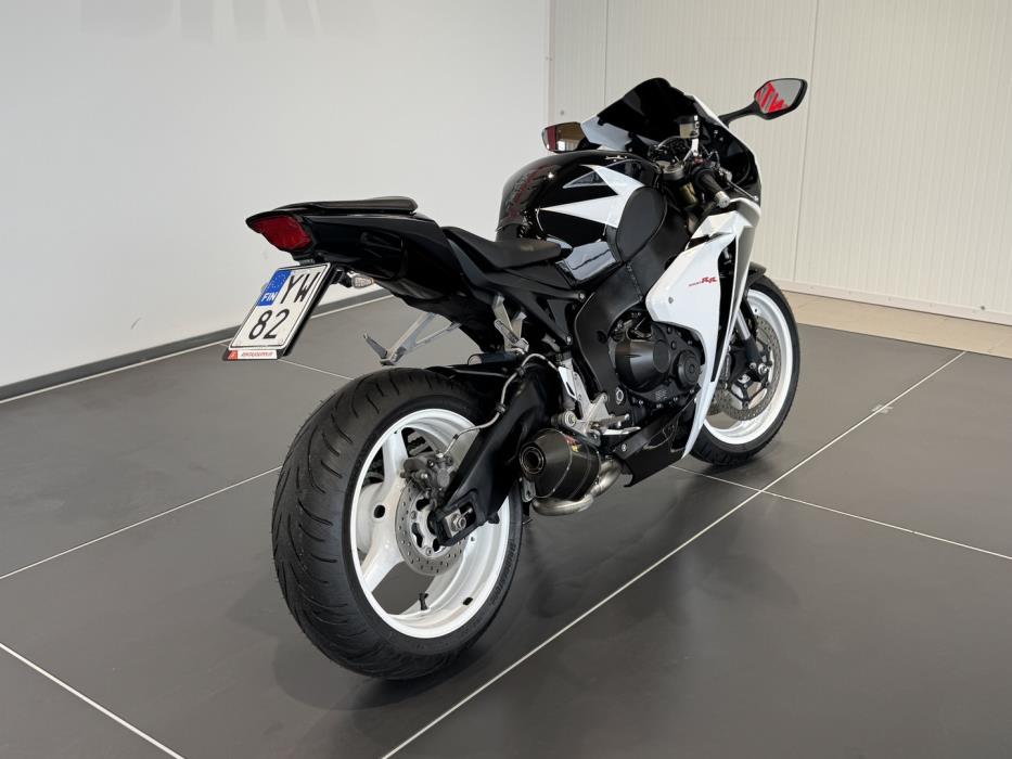 HONDA CBR 2009