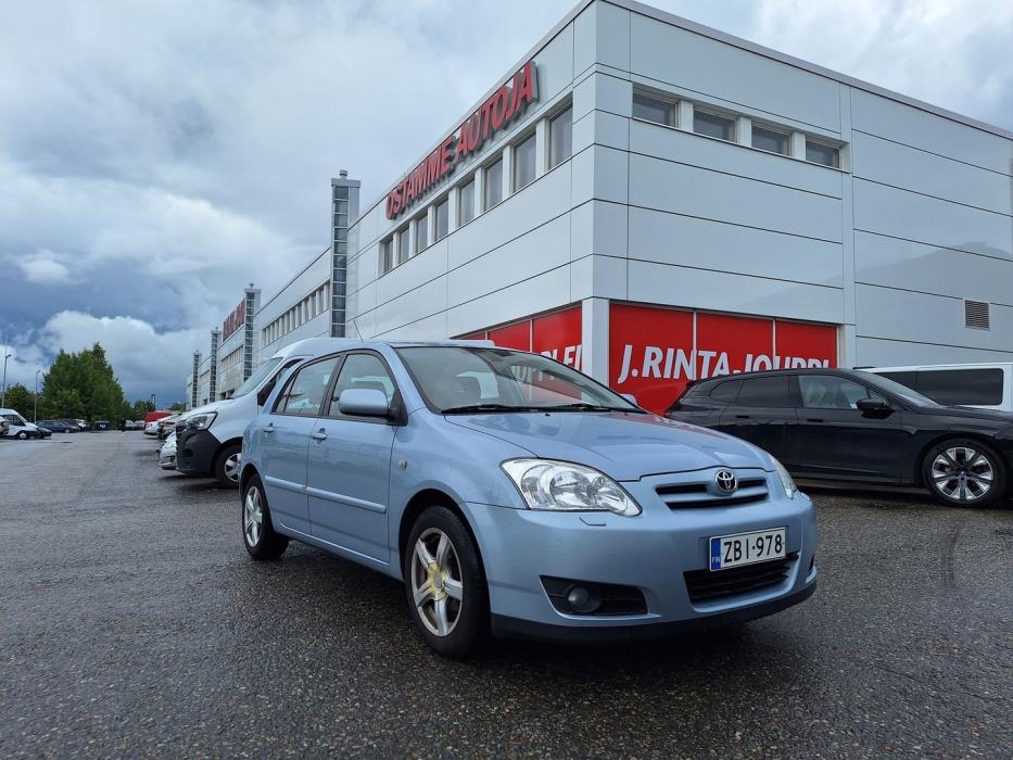 TOYOTA Corolla 2005