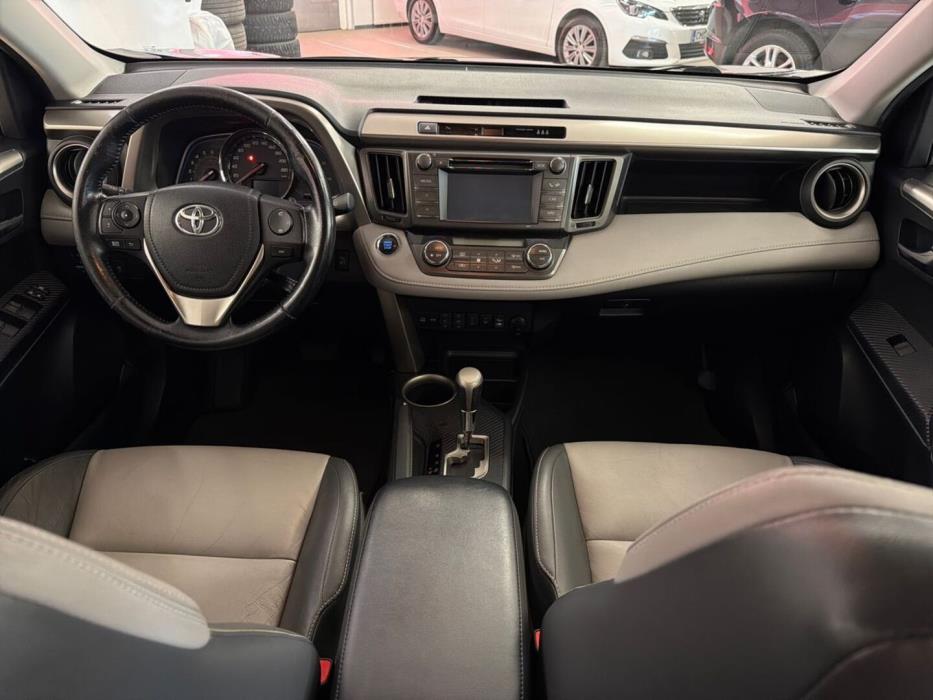 TOYOTA RAV4 2014