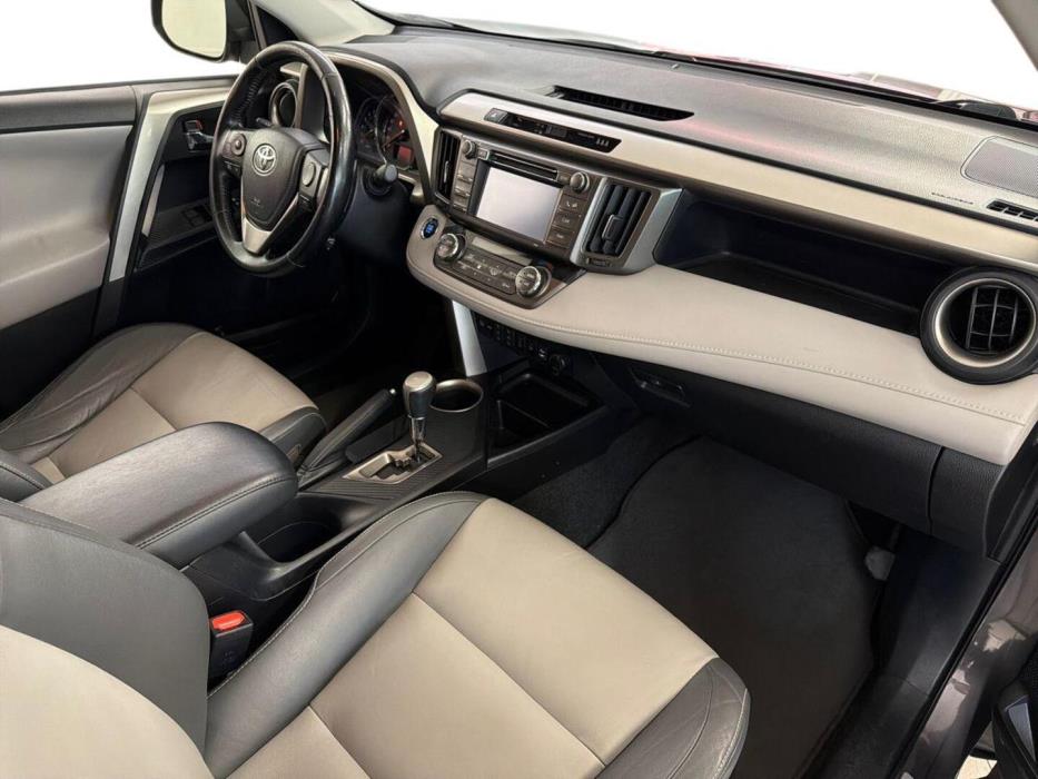 TOYOTA RAV4 2014