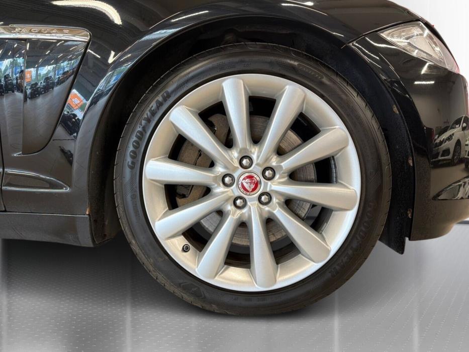JAGUAR XF 2016