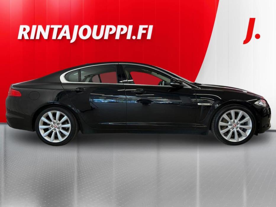 JAGUAR XF 2016