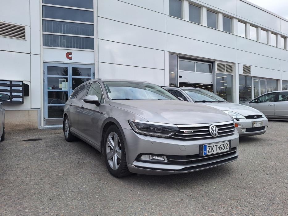 VOLKSWAGEN Passat 2016
