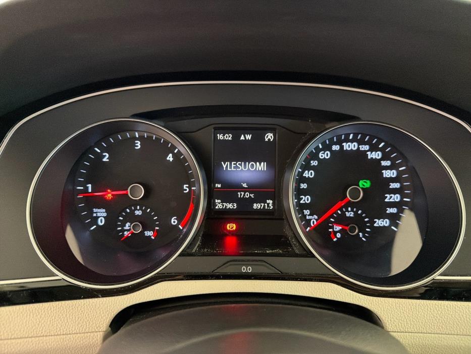 VOLKSWAGEN Passat 2016