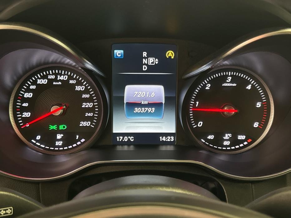 MERCEDES-BENZ C 2015