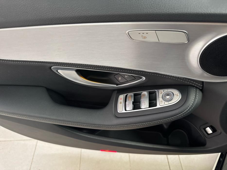 MERCEDES-BENZ C 2015