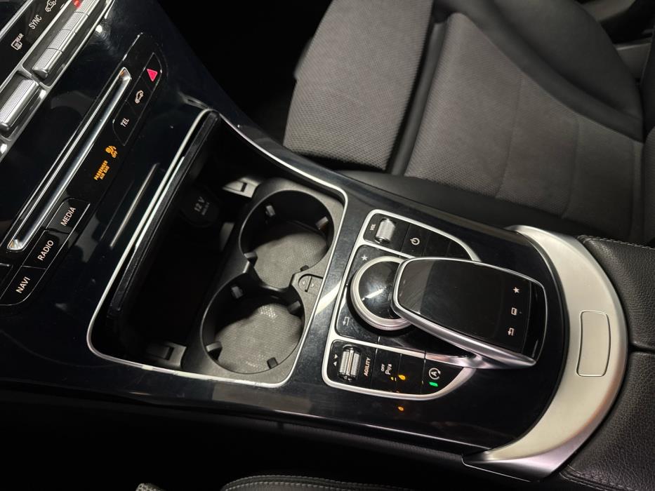 MERCEDES-BENZ C 2015