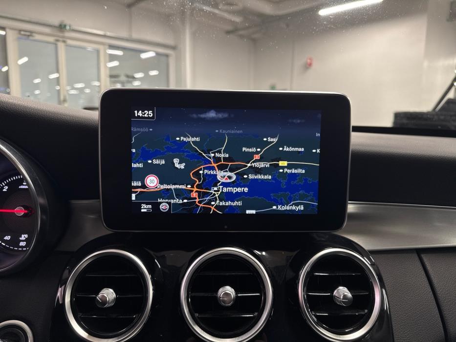 MERCEDES-BENZ C 2015