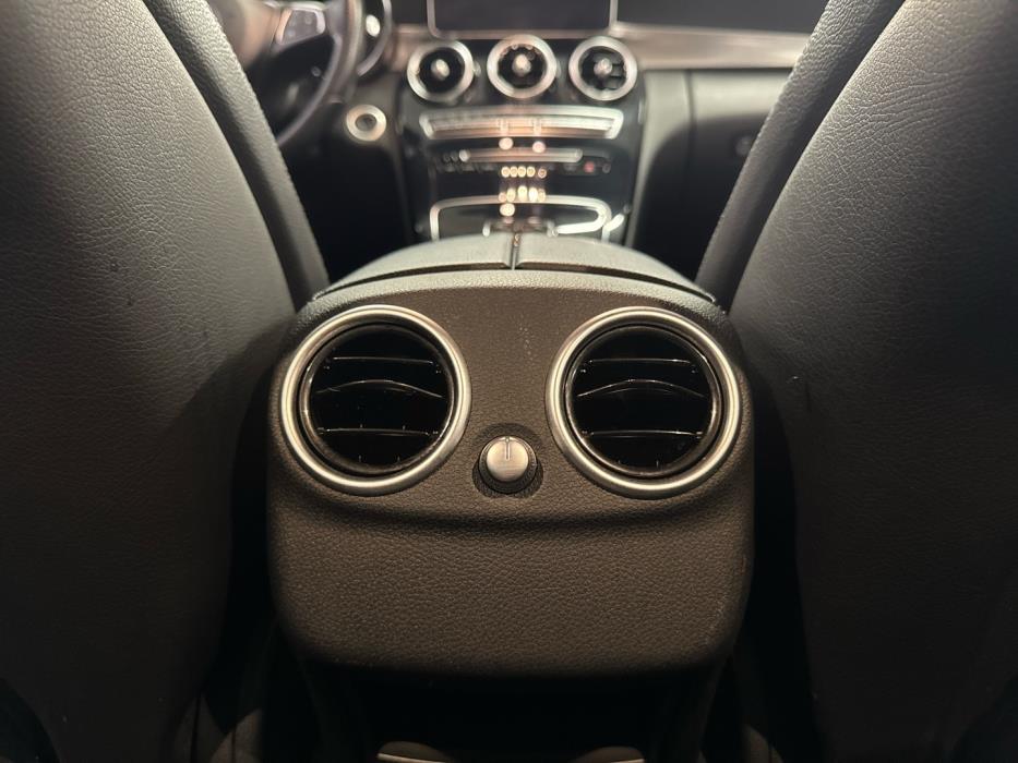 MERCEDES-BENZ C 2015