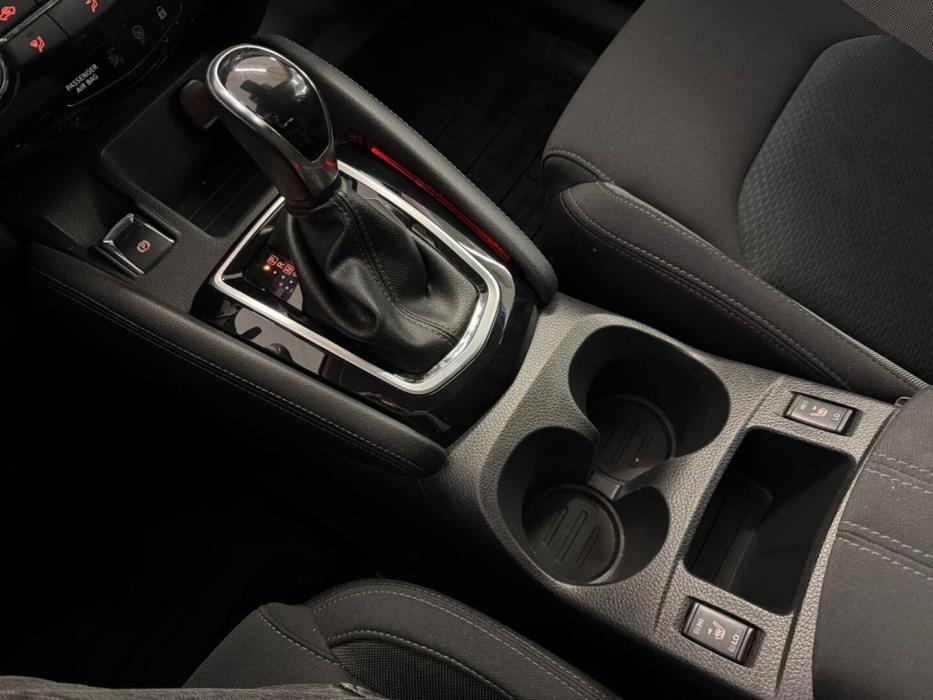 NISSAN Qashqai 2019