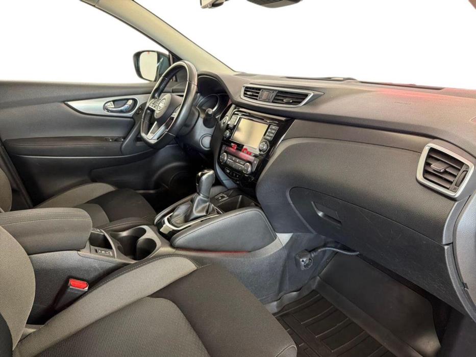 NISSAN Qashqai 2019