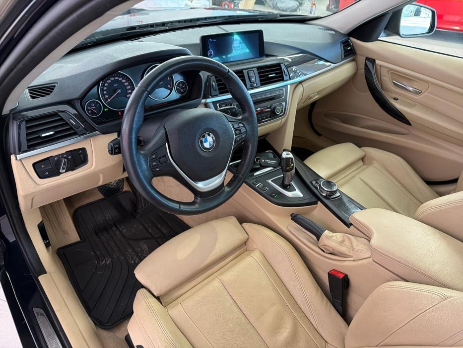 BMW 330 2014