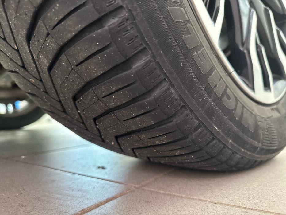 MITSUBISHI Outlander PHEV 2020