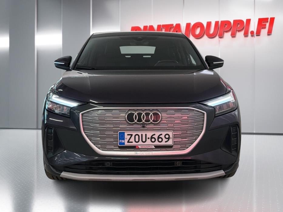 AUDI Q4 e-tron 2023