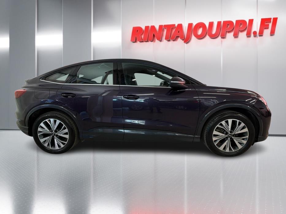 AUDI Q4 e-tron 2023