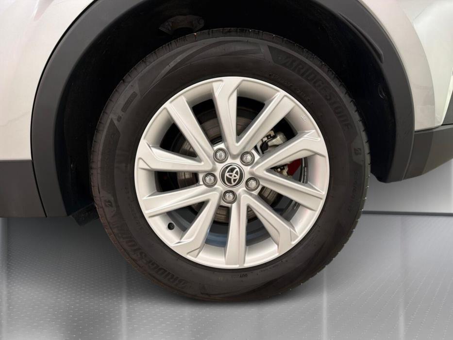 TOYOTA C-HR 2025