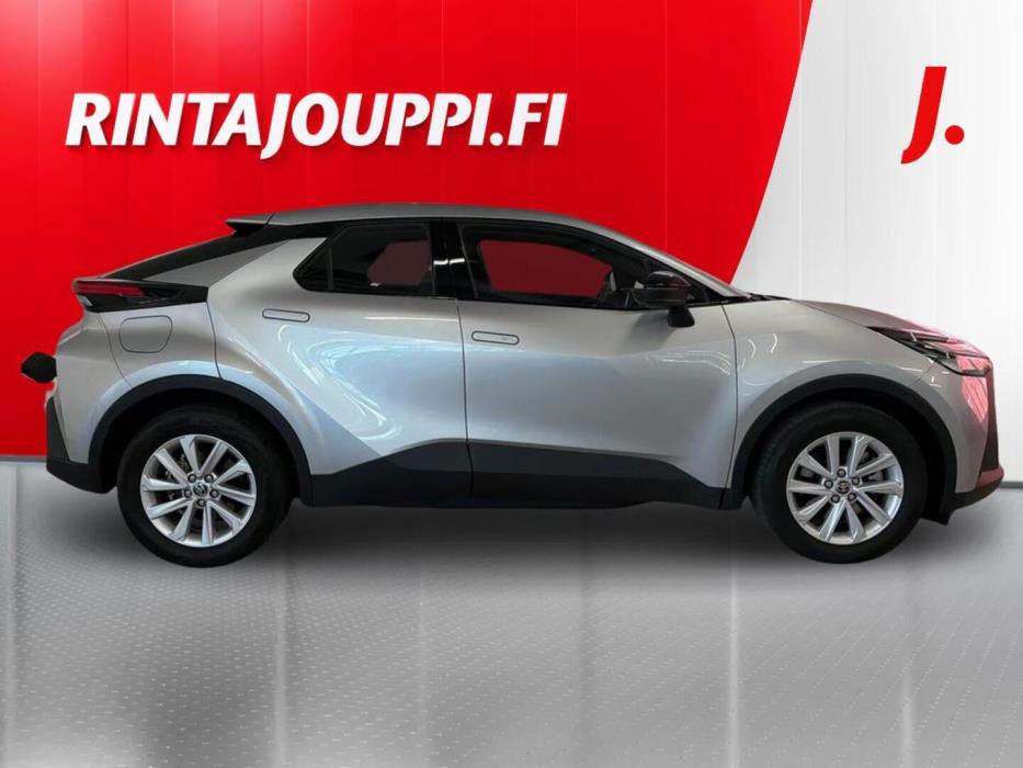 TOYOTA C-HR 2025